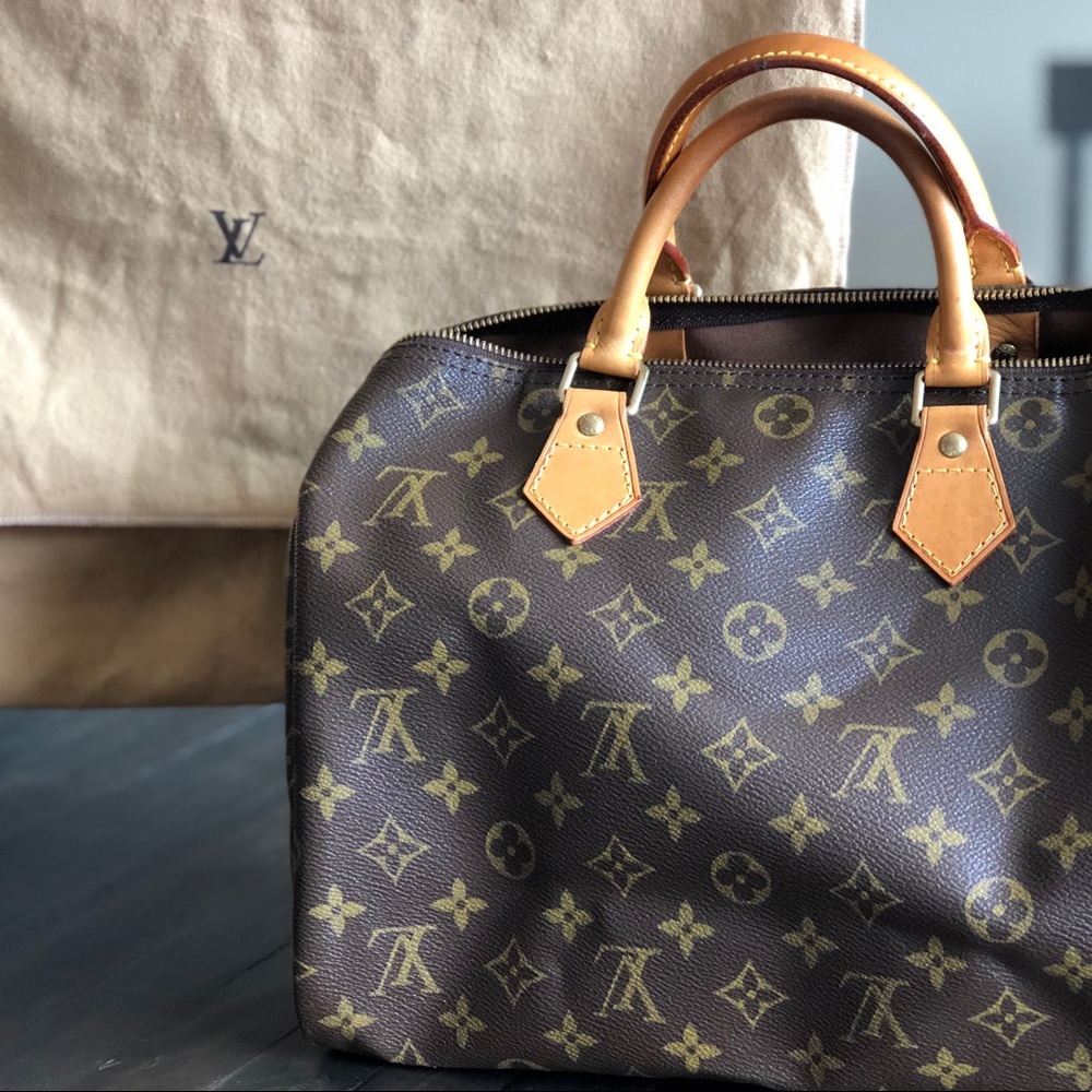 Louis Vuitton Speedy 30